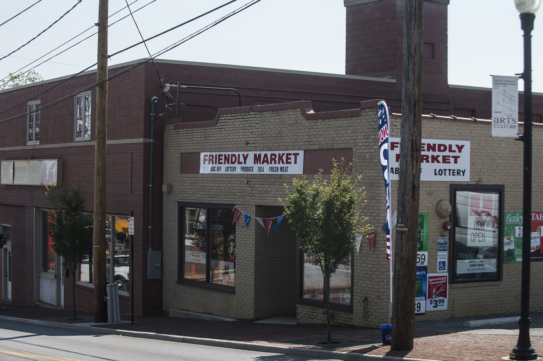 Fifth Street Business 03